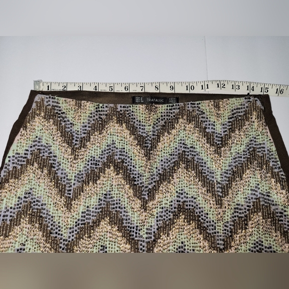 Trafaluc Brown Sequins And Beaded Y2K  Chevron Micro Mini Skirt - Picture 5 of 10